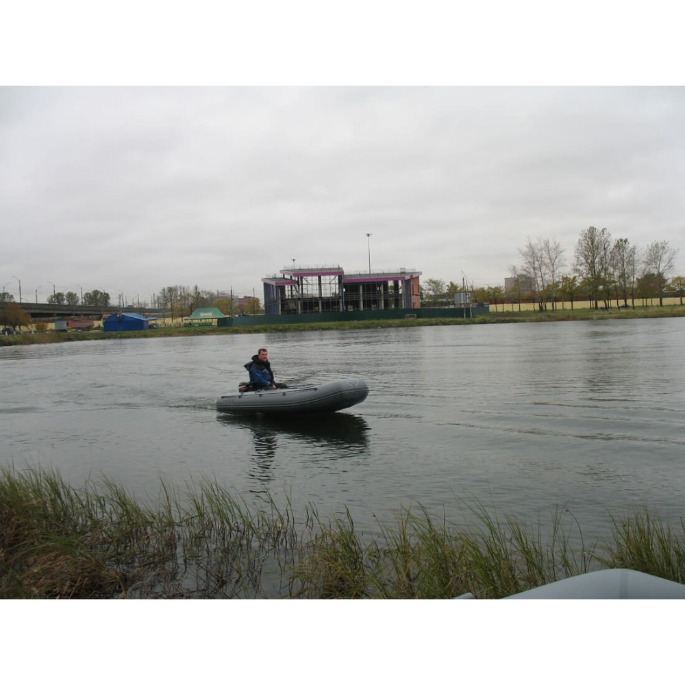 Лодка ПВХ ФЛАГМАН 420 IGLA