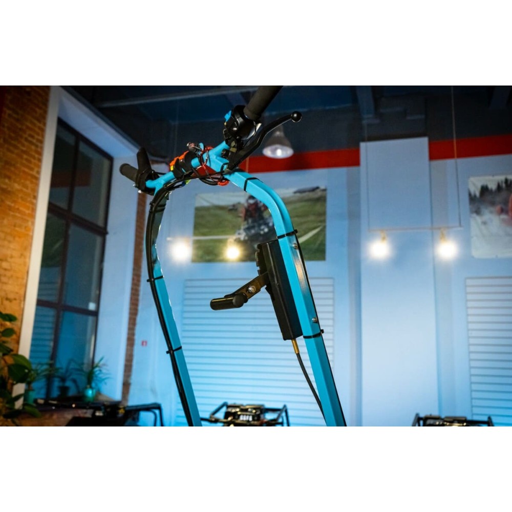 Мотобуксировщик БУРЛАК Таежник 15 л.с