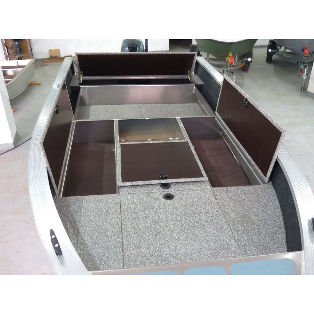 Алюминиевая лодка BESTER 450