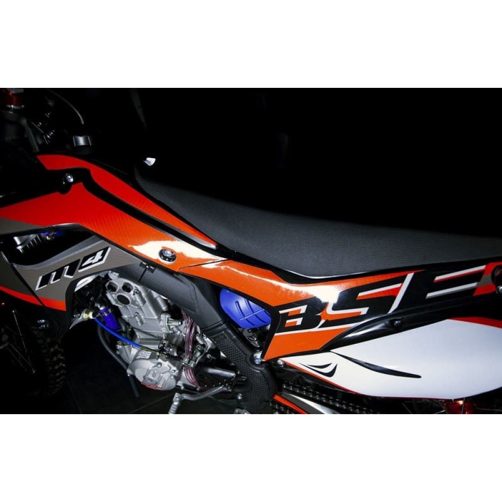 Мотоцикл кроссовый эндуро BSE M4 1.0