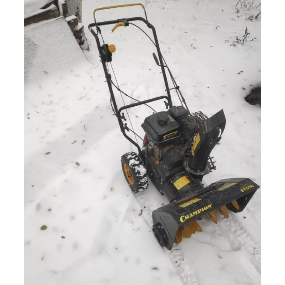 Снегоуборщик CHAMPION ST556 Б/У