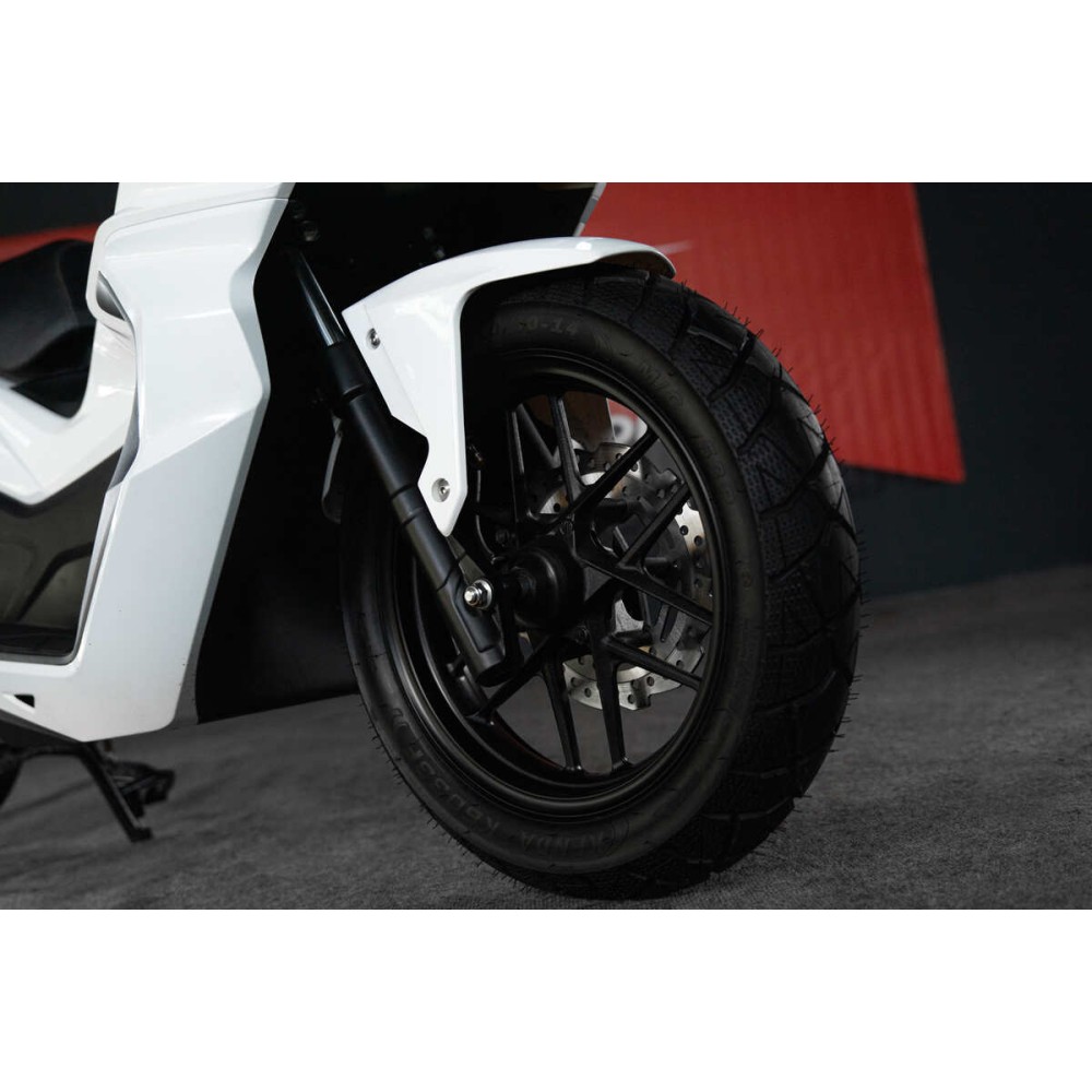 Мотоцикл SHARMAX MaxiScooter D Editions 200 (2024)