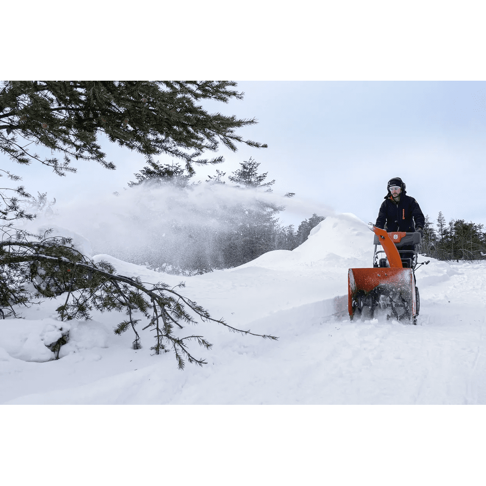 Снегоуборщик HUSQVARNA ST 124