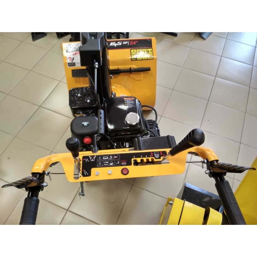 Снегоуборщик ALASKA KCM 24 D