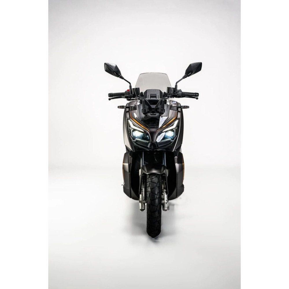 Мотоцикл SHARMAX MaxiScooter D Editions 200 (2024)