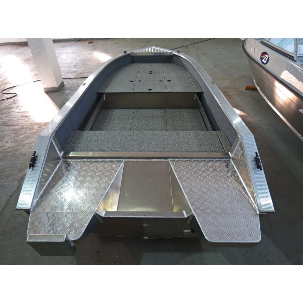 Алюминиевая лодка BESTER 450
