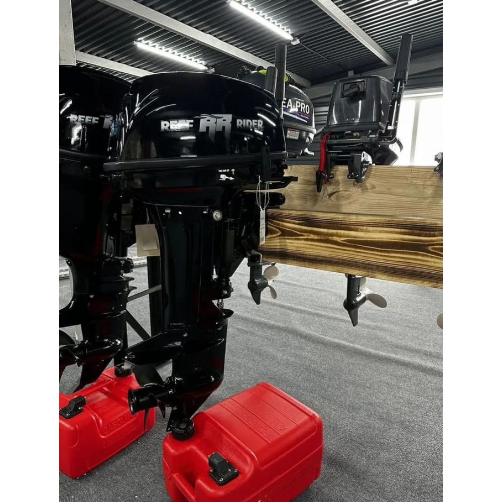 2х-тактный лодочный мотор REEF RIDER RR9.9FHS Pro Б/У