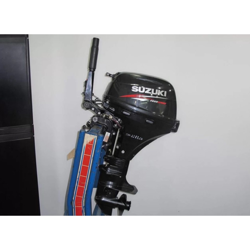 4х-тактный лодочный мотор SUZUKI DF15AS Б/У