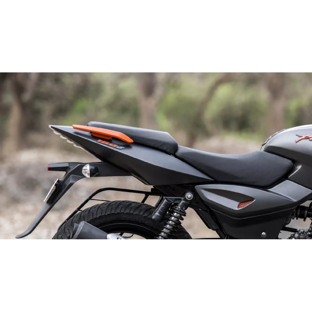 Мотоцикл BAJAJ Pulsar 180