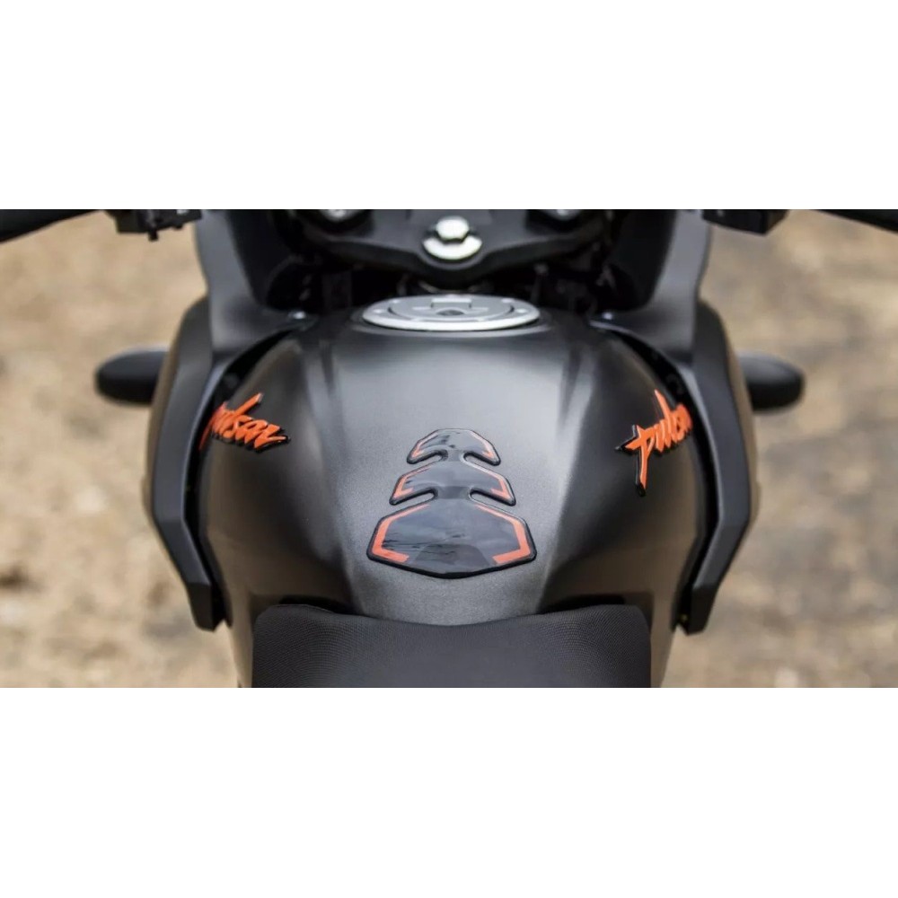 Мотоцикл BAJAJ Pulsar 180