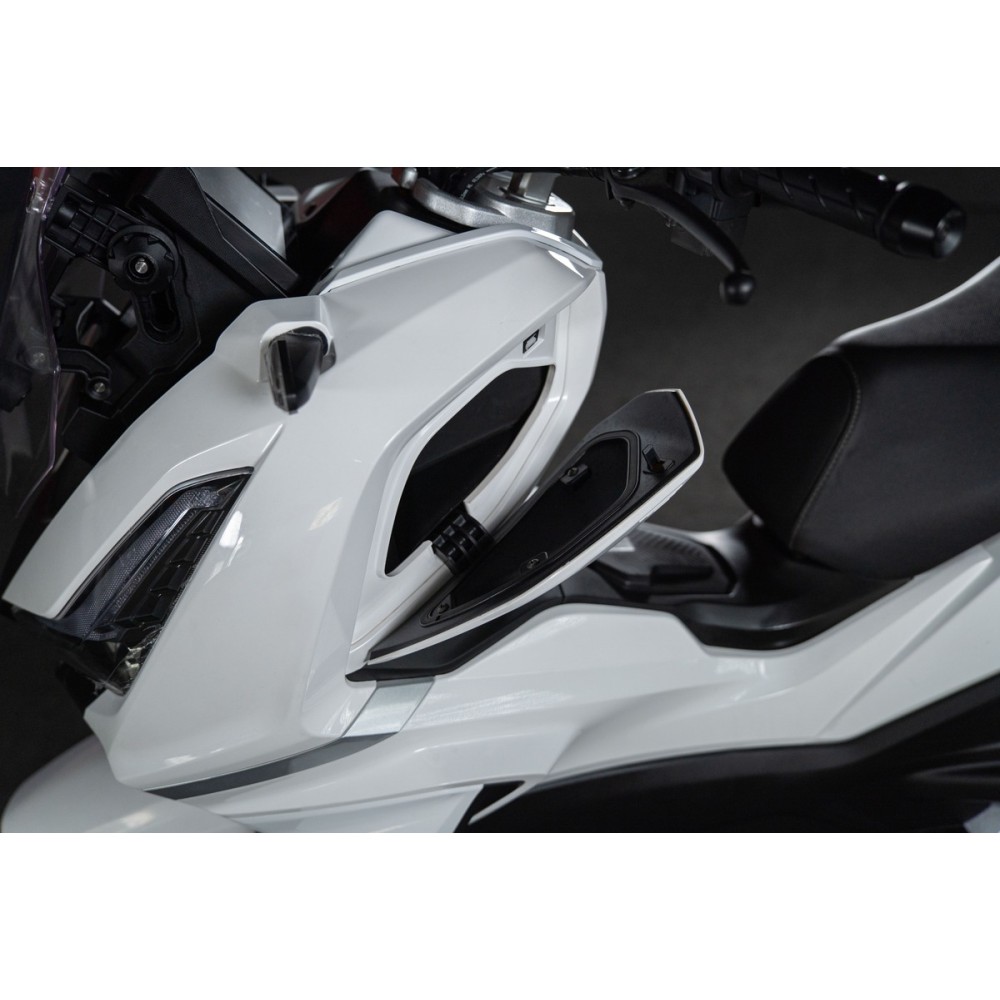 Мотоцикл SHARMAX MaxiScooter D Editions 200 (2024)