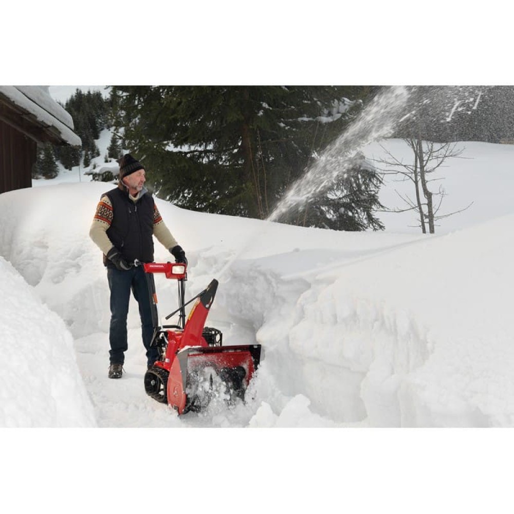 Снегоуборщик HONDA HSS 655 ET1