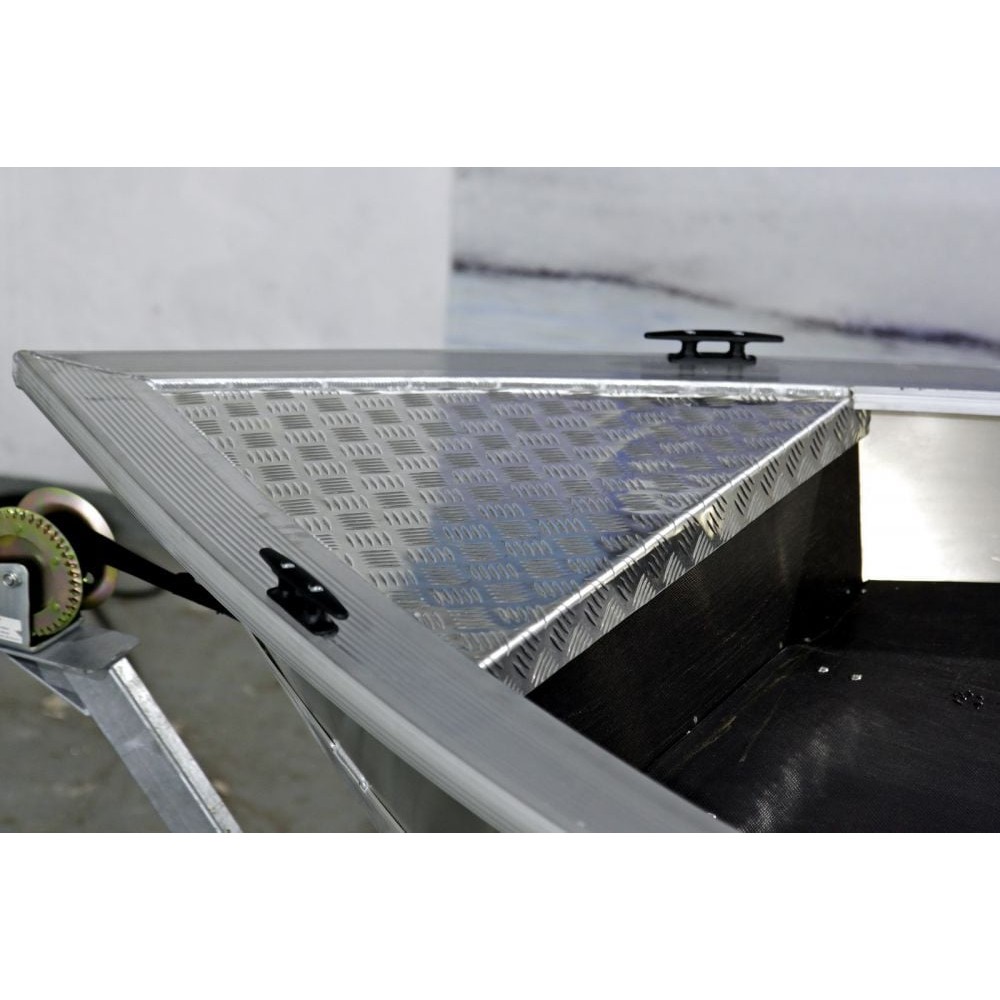 Алюминиевая лодка BESTER 450