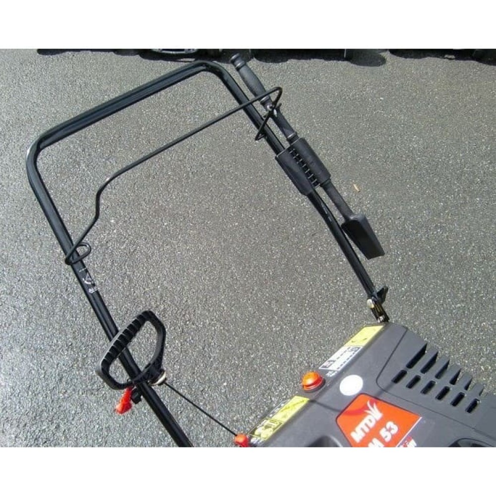 Снегоуборщик MTD M 53